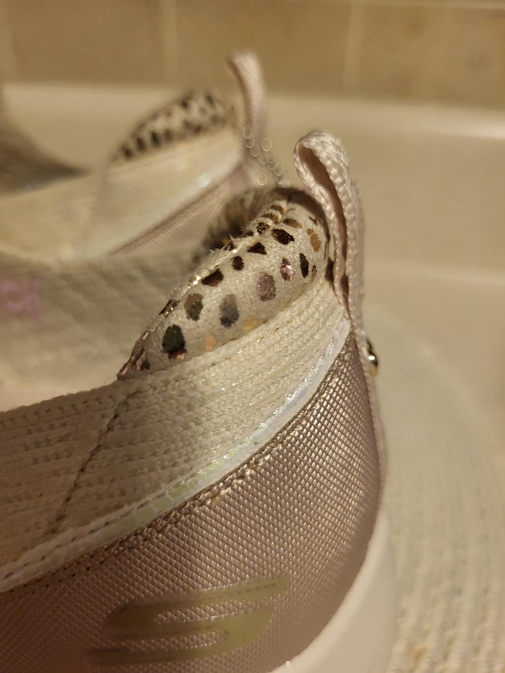 Skechers Women's Slip-On Air-Cooled Knit Sneaker Beige/Gold Leopard Trim Sz. 10 - Picture 10 of 12
